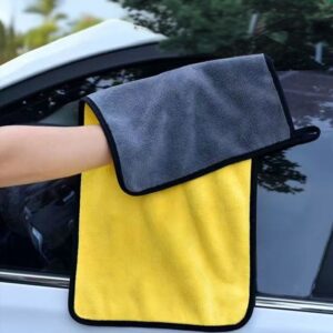 Microfiber cleaning cloth
