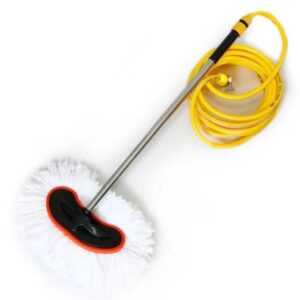 Long handle mop with hose pipe